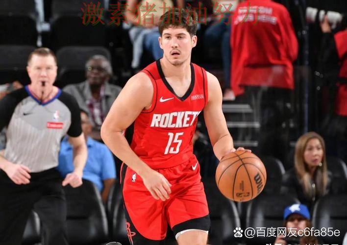 NBA季后赛强强对话落幕成为赛后最大话题